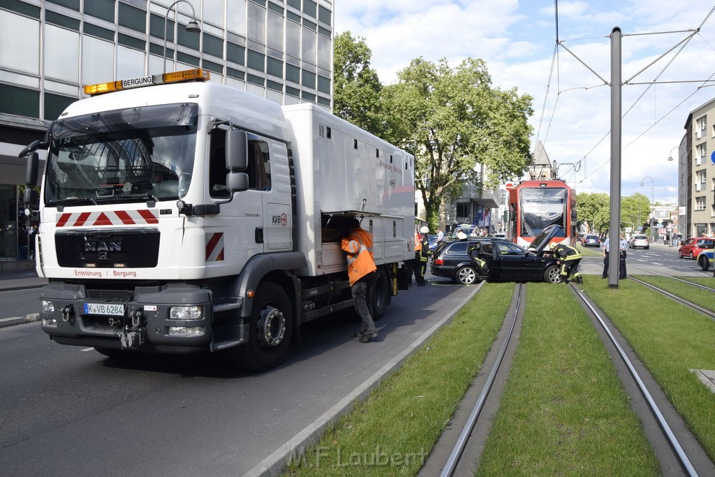 VU PKW Strab Koeln Mitte Caecilienstr Hohe Str P13.JPG - Miklos Laubert